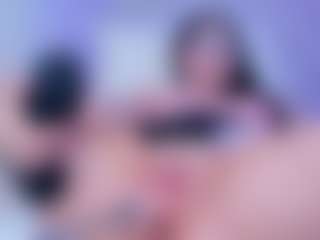 Live cam show with emilyy01 - Shaved on Big Tits