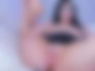 Live cam show with emilyy01 - Shaved on dropp.cam