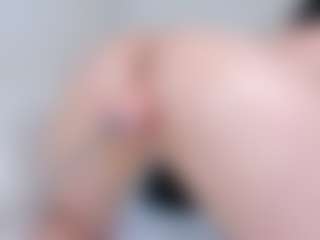 emilyy01's Live Sex Cam Show