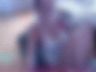 Live cam show with Plantbabeee - Public on Cam Slut