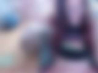 Live cam show with Plantbabeee - Smoke on Camsoda