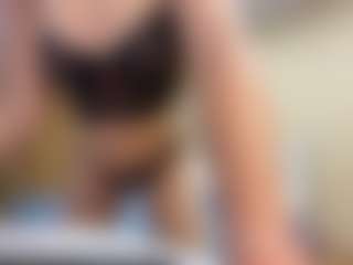 Live cam show with samantamoons - Blue Eyes on Lustler