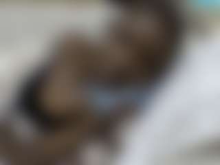 Live cam show with Taliah-petite - Body Massage on livesuperchat.net