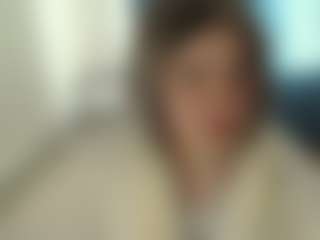 Live cam show with EvaMiron - Average on CamSextacy