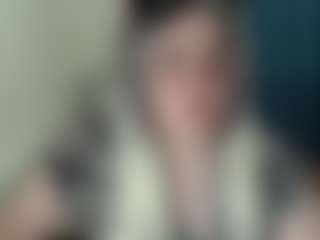 Live cam show with EvaMiron - Average on StripNow