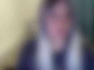 Live cam show with EvaMiron - Tease on EXY
