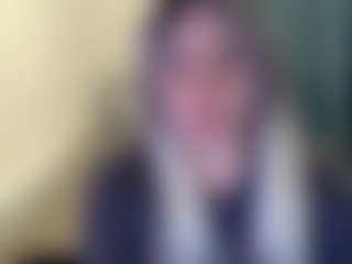 Live cam show with EvaMiron - Genital Piercings on sexytreat.net