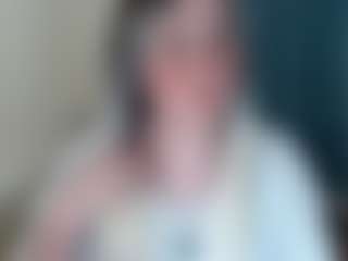 Live cam show with EvaMiron - Genital Piercings on CamwithHer