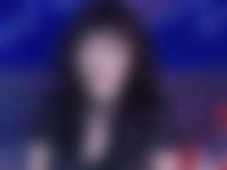 Live cam show with JeanneSabatier - Twerking on UwU Esports