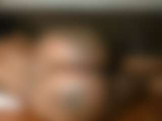 Yourthickgyal's Live Sex Cam Show