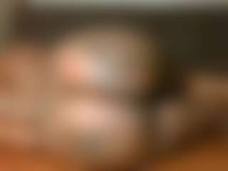 Live cam show with Yourthickgyal - Red Hair on Chatstar