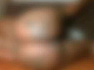 Live cam show with Yourthickgyal - Ebony on StripNow | uganda