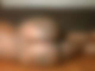 Yourthickgyal's Live Sex Cam Show