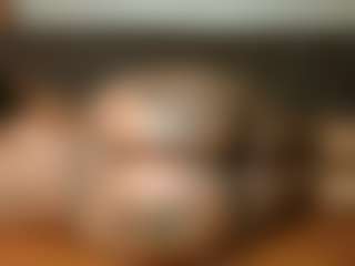Yourthickgyal's Live Sex Cam Show