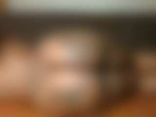 Yourthickgyal's Live Sex Cam Show
