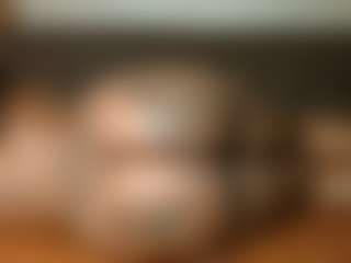 Yourthickgyal's Live Sex Cam Show