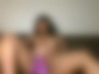 Live cam show with Yourthickgyal - Thick on slutload