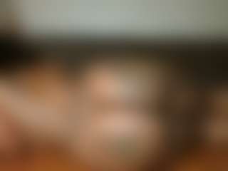 Yourthickgyal's Live Sex Cam Show