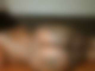 Yourthickgyal's Live Sex Cam Show