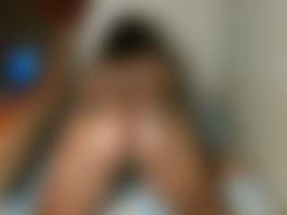 Yourthickgyal's Live Sex Cam Show