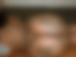 Yourthickgyal's Live Sex Cam Show