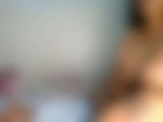 Yourthickgyal's Live Sex Cam Show