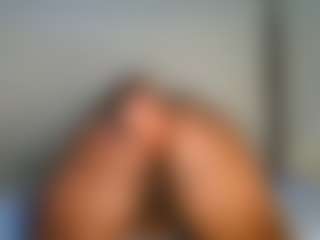 Yourthickgyal's Live Sex Cam Show