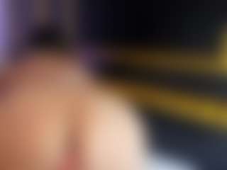 Live cam show with cattaleya-69 - Belly on Camversity