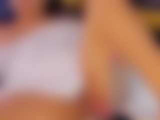 Live cam show with cattaleya-69 - Facial on Camsoda