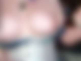 Faye-Wilde's Live Sex Cam Show