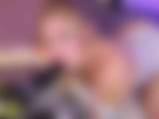 Live cam show with LUNAANGELL - Blonde Hair on hotwifechat.live