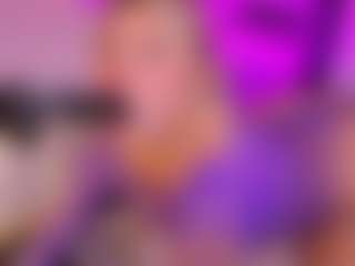 Live cam show with LUNAANGELL - Blue Eyes on Camsoda