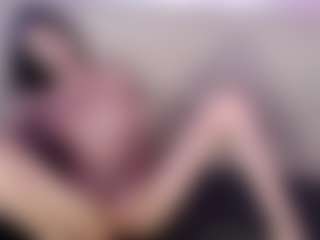 Yummybabes's Live Sex Cam Show