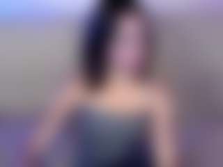 Live cam show with Yummybabes - Small Tits on StripNow