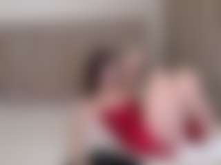 Yummybabes's Live Sex Cam Show