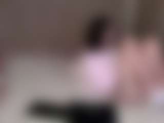 Yummybabes's Live Sex Cam Show