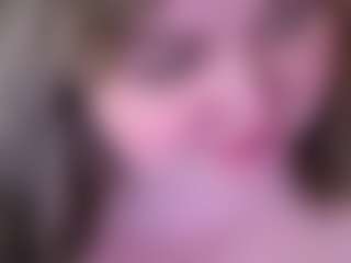 Live cam show with ZaraReign - BBW on Camsoda