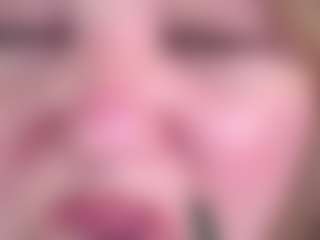 Live cam show with ZaraReign - Bdsm on AdultVida.com