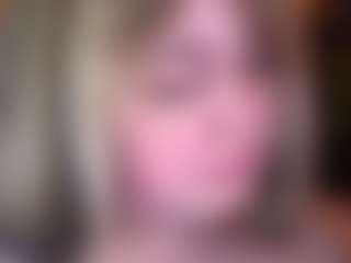 ZaraReign's Live Sex Cam Show