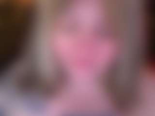 Live cam show with ZaraReign - Bdsm on Soda Cam