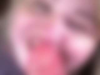 ZaraReign's Live Sex Cam Show