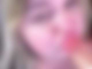 ZaraReign's Live Sex Cam Show