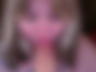 ZaraReign's Live Sex Cam Show
