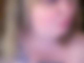 Live cam show with ZaraReign - Blonde Hair on infinitiblacc.com