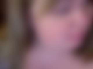 Live cam show with ZaraReign - Blonde Hair on crypto-cams