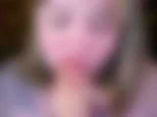 Live cam show with ZaraReign - Smoking on UwU Esports