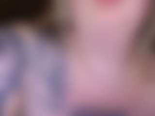 ZaraReign's Live Sex Cam Show