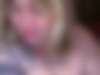 ZaraReign's Live Sex Cam Show