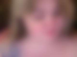 ZaraReign's Live Sex Cam Show