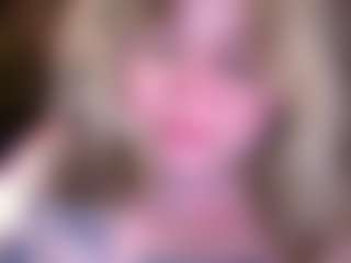 ZaraReign's Live Sex Cam Show